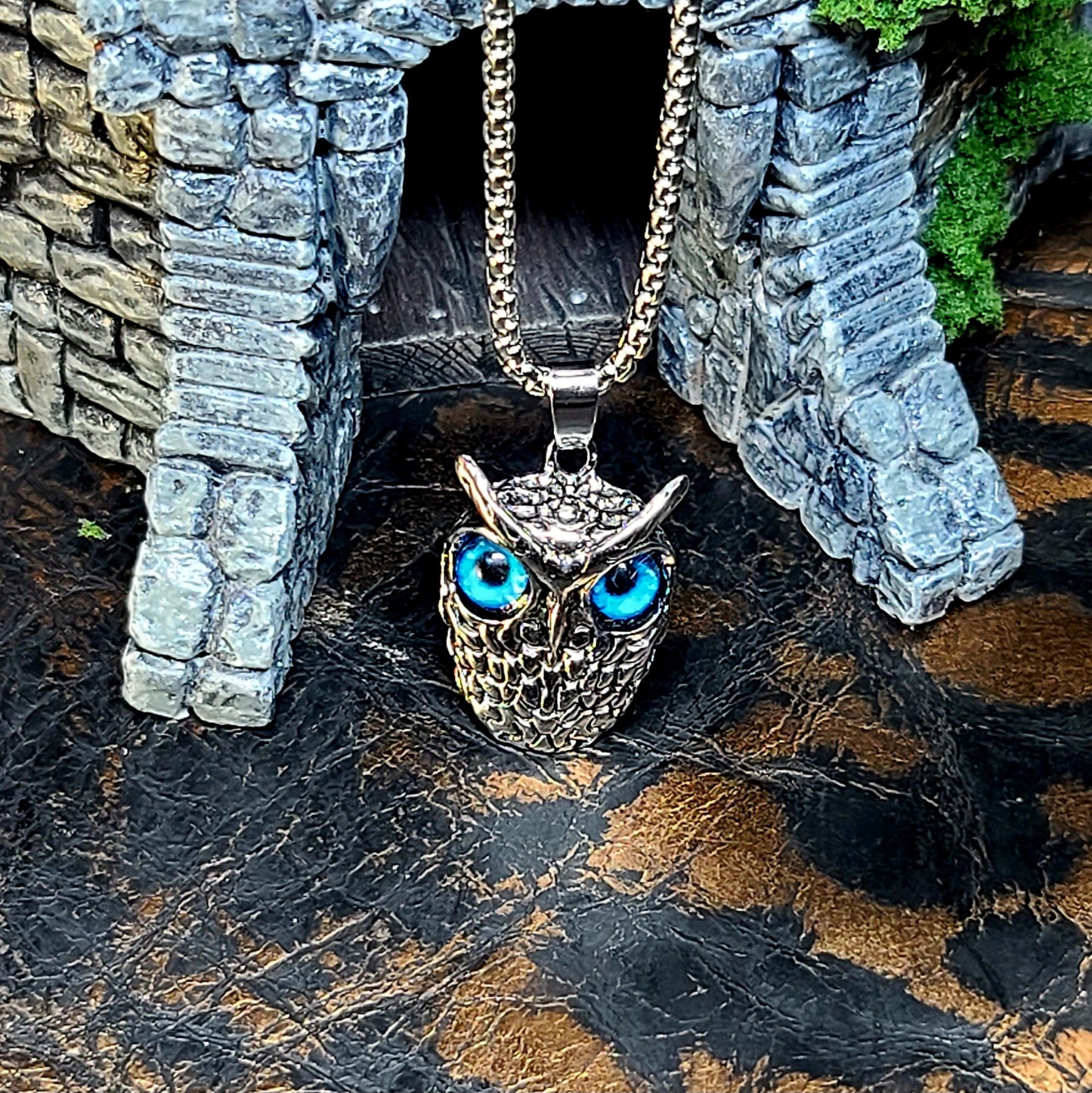 Necklaces and Pendants